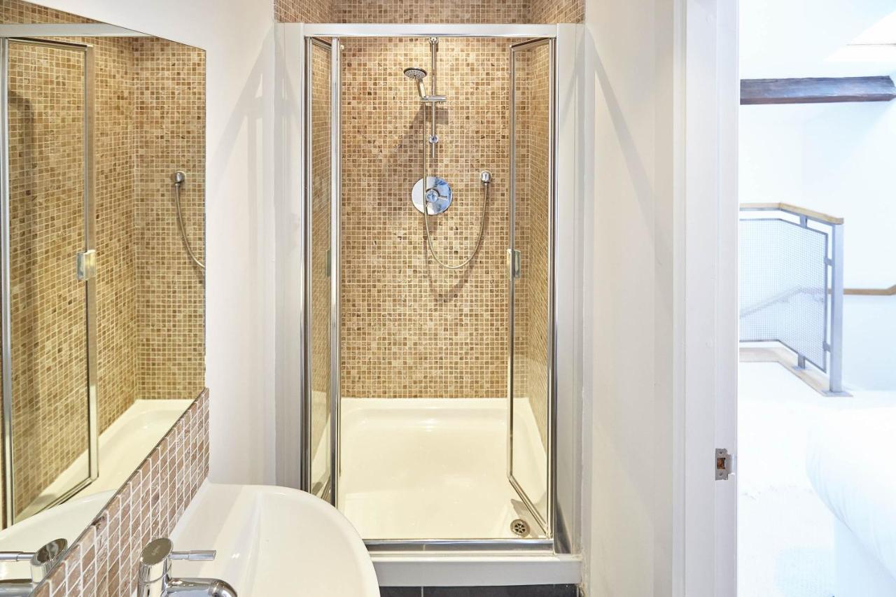 Host & Stay - Penthouse Pad Скарбъро Екстериор снимка