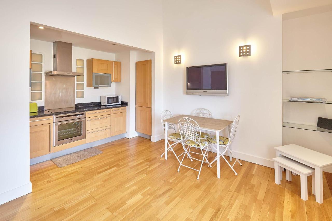 Host & Stay - Penthouse Pad Скарбъро Екстериор снимка